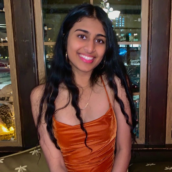 Meet your Posher, Neha - Picture 1 of 1